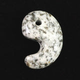 Japanese Natural Kurama Diorite 30mm Magatama 9.2g (ID:15927)