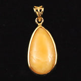 Japanese Natural Fluorescent Opal Orange Pear Shape 18mm Pendanttop 2.3g (ID:26577)