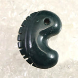 Izumo Jasper Grade AA 32mm Magatama Beast Shape 11.2g (ID:65488)