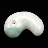 Natural Itoigawa Jadeite Light Green 22mm Magatama 5.07g with Certificate (ID:65627)
