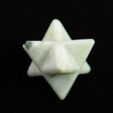 Natural Itoigawa Jadeite Green 25mm 7.7g with Certificate (ID:75987)
