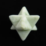 Natural Itoigawa Jadeite Green 25mm 7.7g with Certificate (ID:75987)